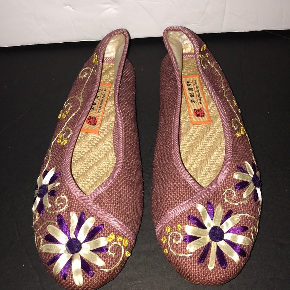 Flat Shoes - image 1